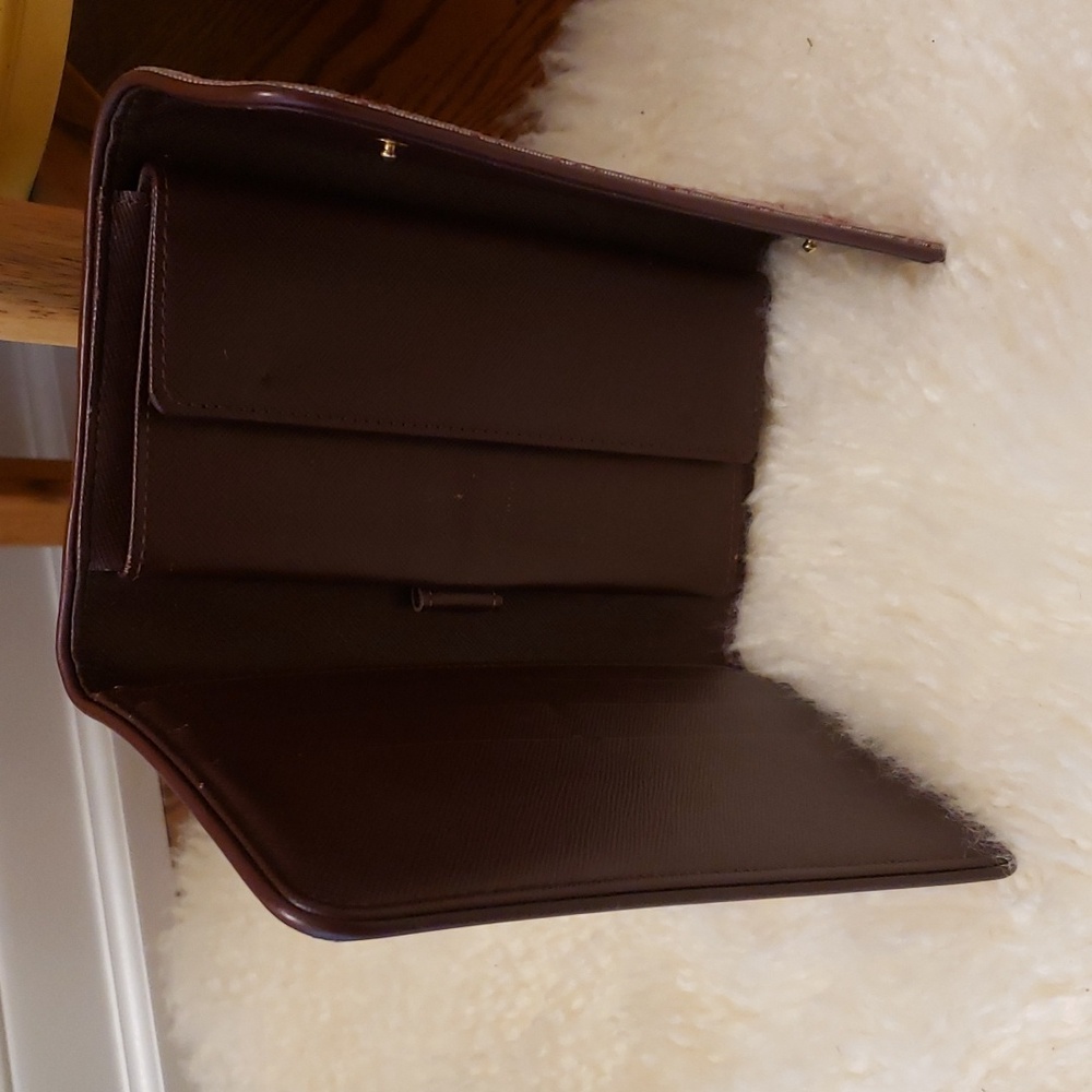 Authentic Louis Vuitton Vintage Wallet - Picture 3 of 6